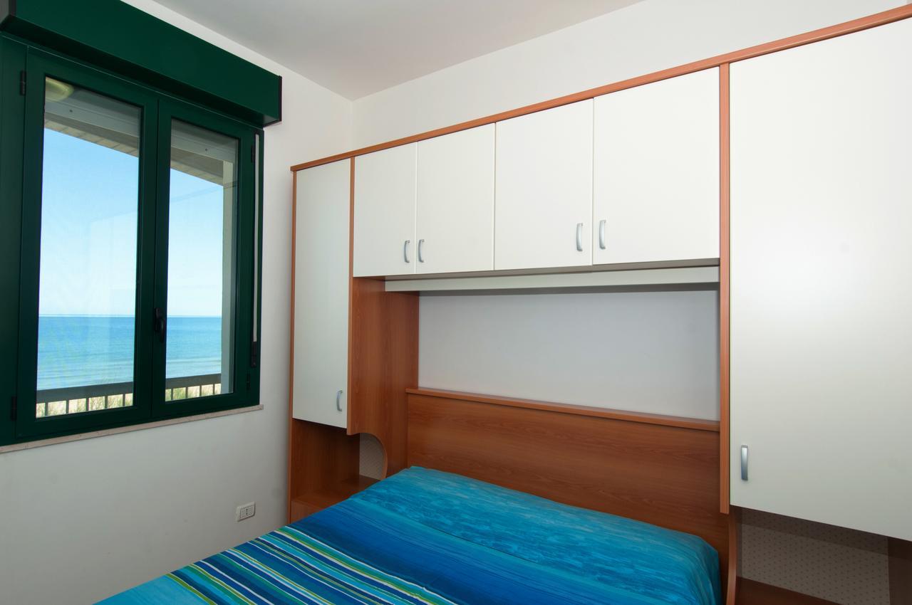 Villaggio Azzurra 泰尔莫利 外观 照片