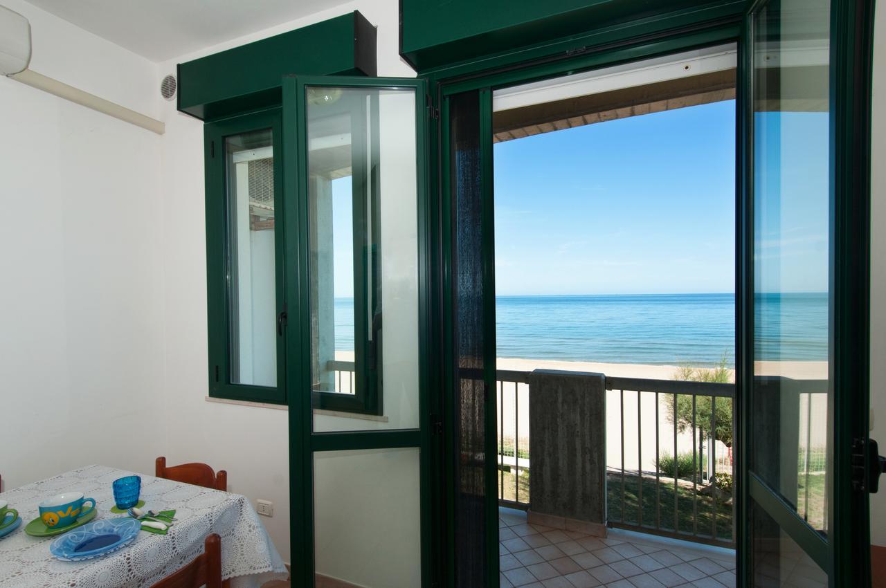 Villaggio Azzurra 泰尔莫利 外观 照片