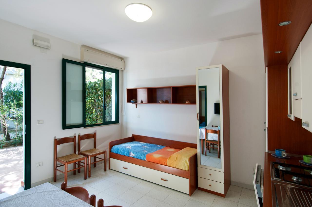 Villaggio Azzurra 泰尔莫利 外观 照片