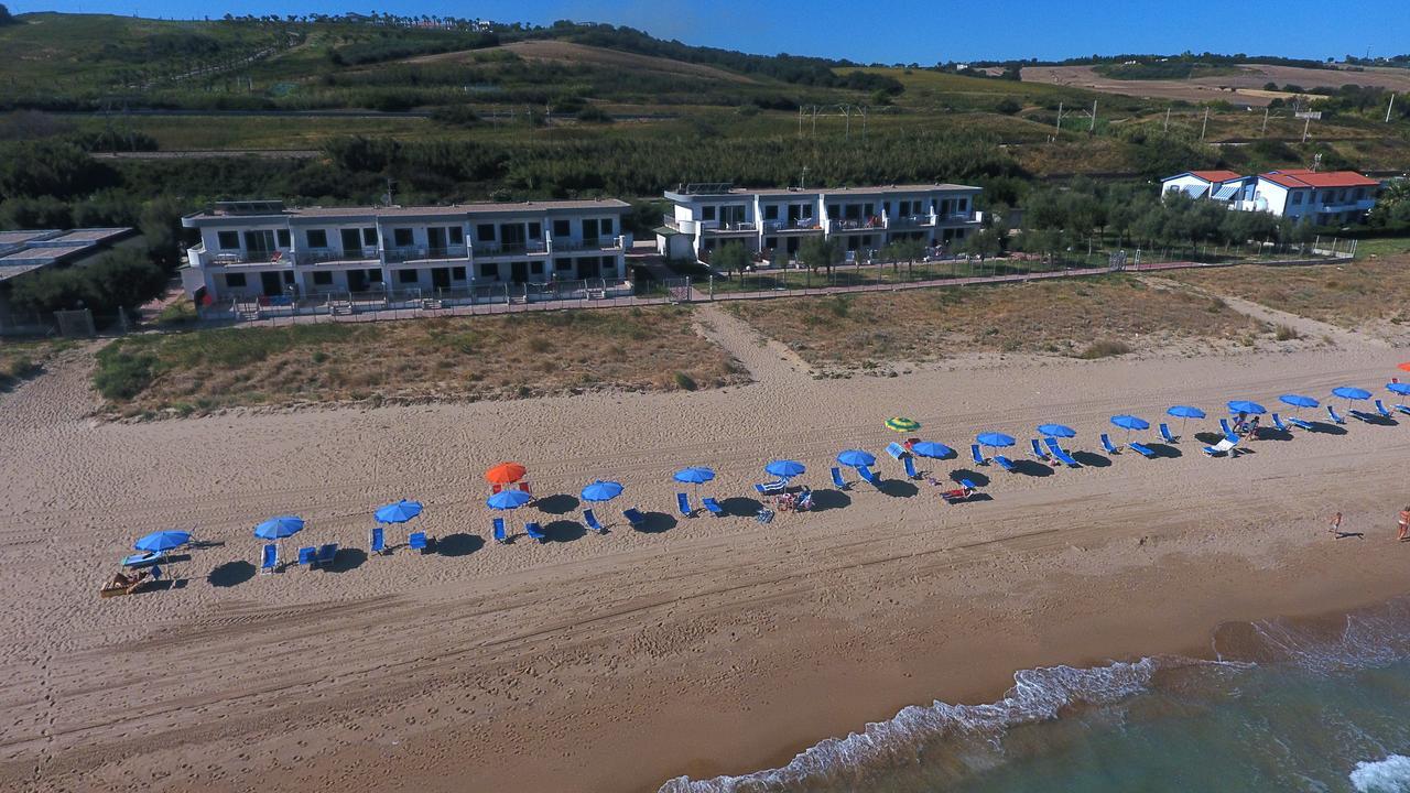 Villaggio Azzurra 泰尔莫利 外观 照片